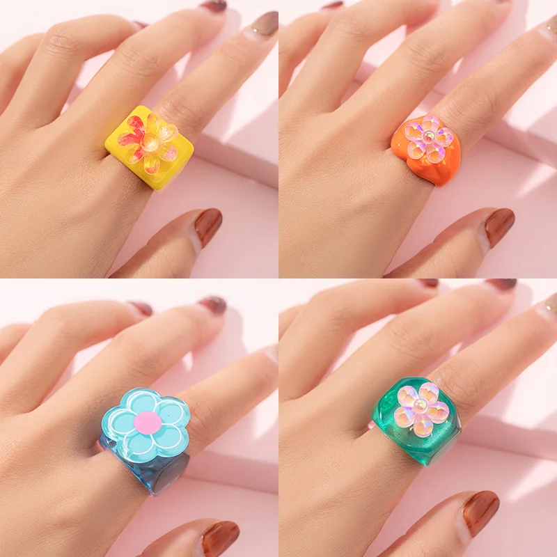 

Funny Flower Spinner Relieving Anxiety Rings Rotate Anxiety Fidget Rings Rotatable Anti Stress Finger Ring For Women Jewelry BFF