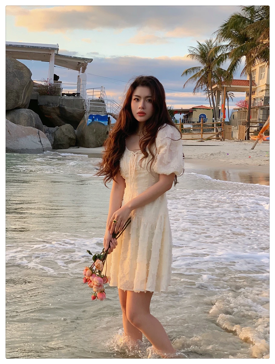 

Sunset Love Letter 2021 New Spring and Summer Crowd Beige Jacquard Dress