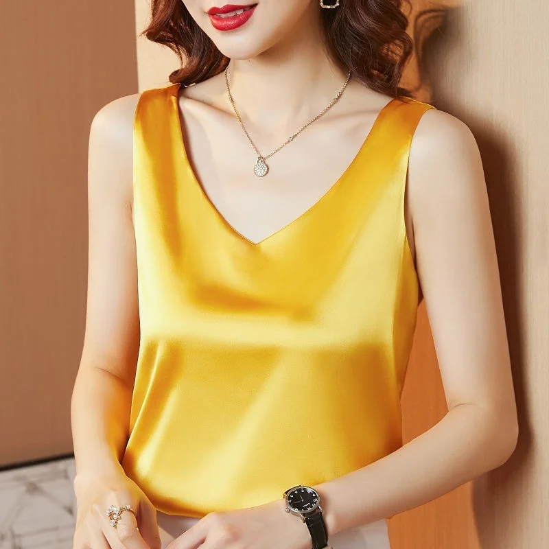 

Sleeveless Satin Silk Tank Tops Women's Summer Camisole Plus Size Vest Top Women Halter V Neck Basic Yellow Cami 2021 Y216