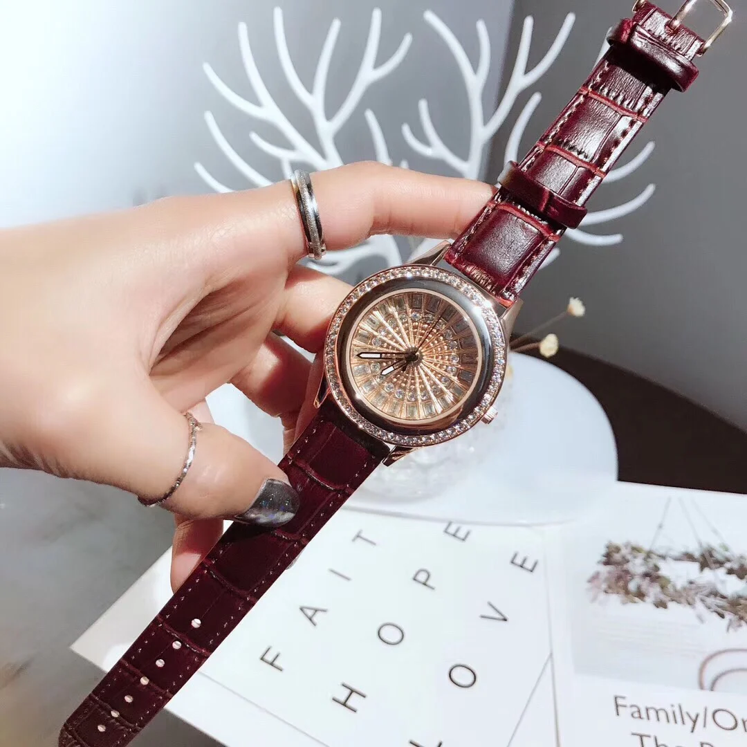 

Ms. Choppin, fashion, fashion, belts, quartz watches