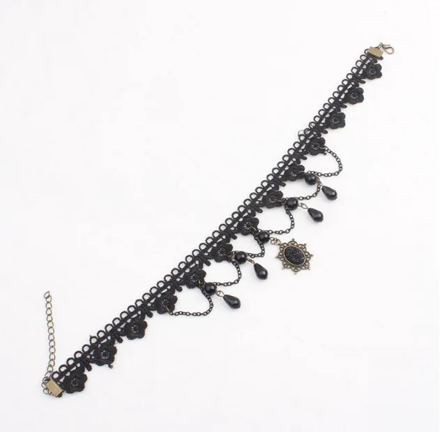 

100 pcs /lot New Exaggerated Lace Necklace Fashion Original Handmade Lady Exaggerated Tassel Pendant Lock Chain Woman