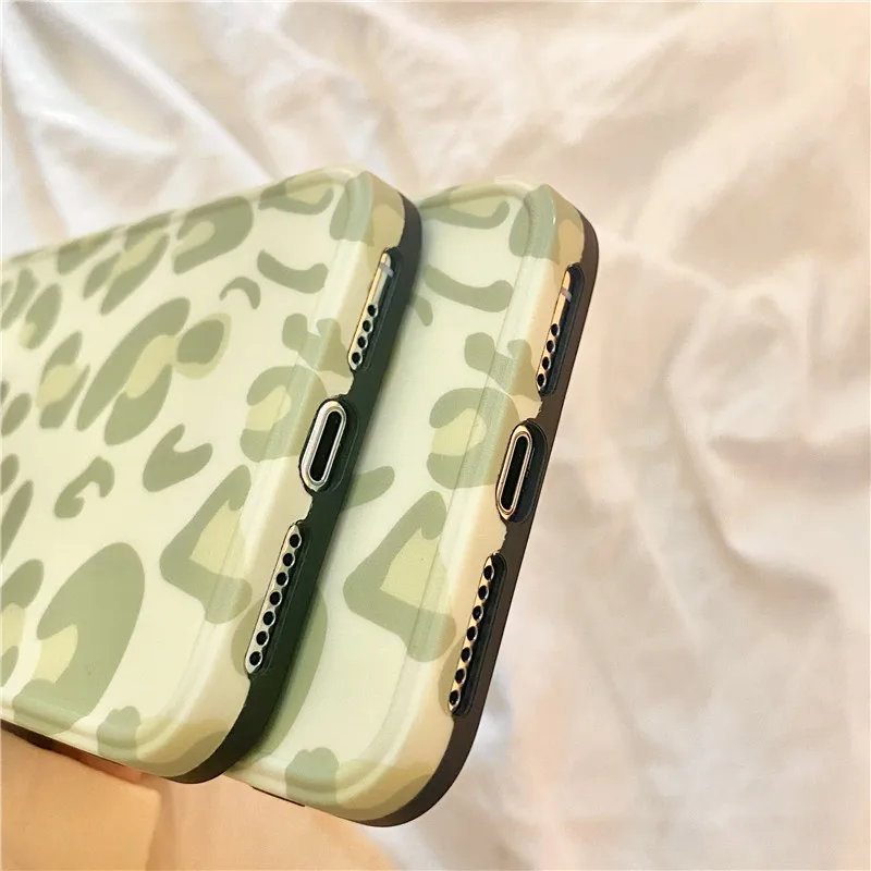 

Iphone Case Insts-Style Simple Green Leopard Print for 11/12Promax/ Mini Apple X/xs/xr/se Phone Case Mustard Green Leopard Print