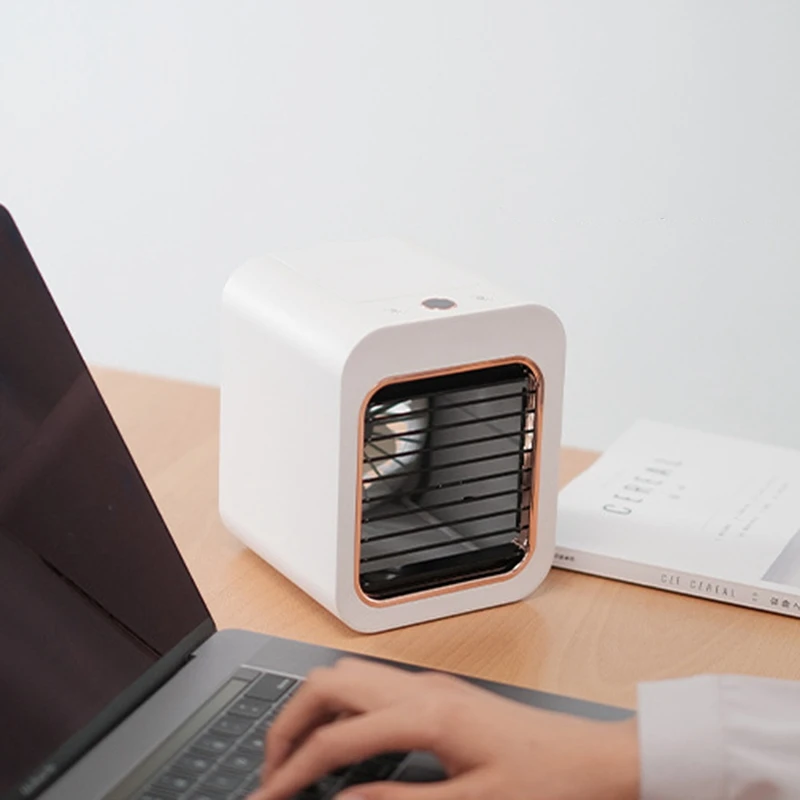 

USB Desk Mini Fan Portable Air Cooler Fan Desktop Air Cooling Fan Silent Cooler Humidifier for Office Bedroom