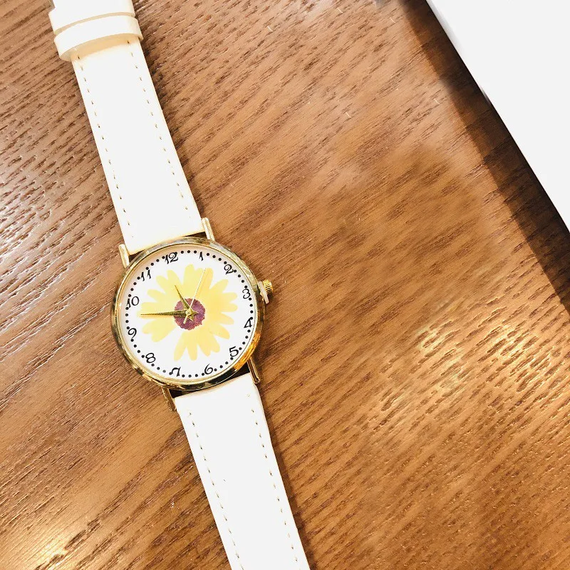 Reloj Mujer модные маленькие ромашки женские часы кожаный ремешок Женская мода платье