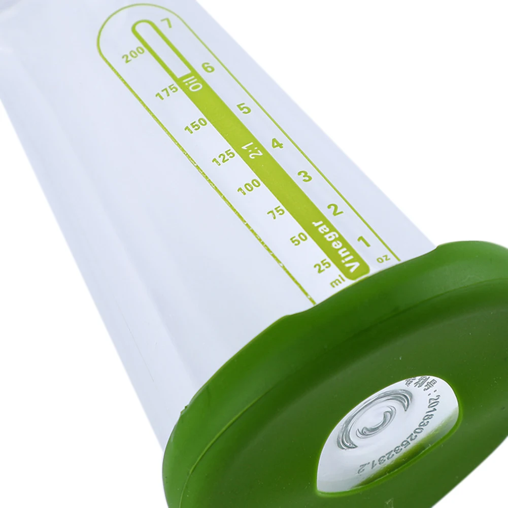 

Rotating Salad Dressing Stirring Cup Manual Seasoning Sauce Dipping Coffee Juice Mixer Bottle for Kitchen Accessories