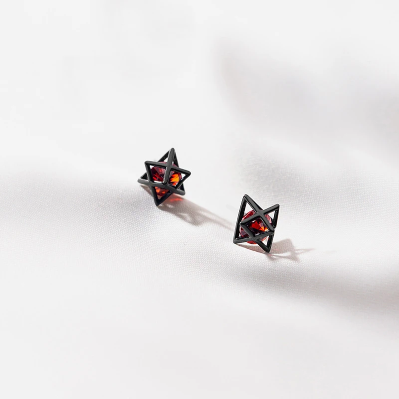 

Женские серьги-гвоздики из серебра 925 пробы с цирконом