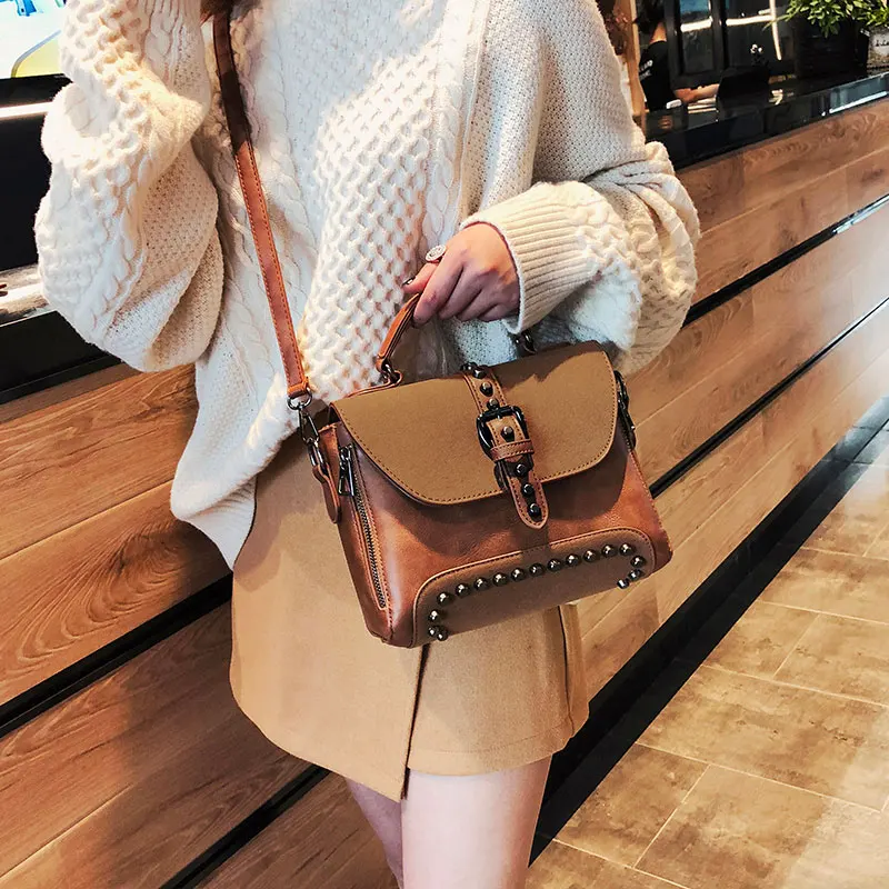 2019 женские сумки роскошные мессенджеры сумка с заклепками для девочек модная на