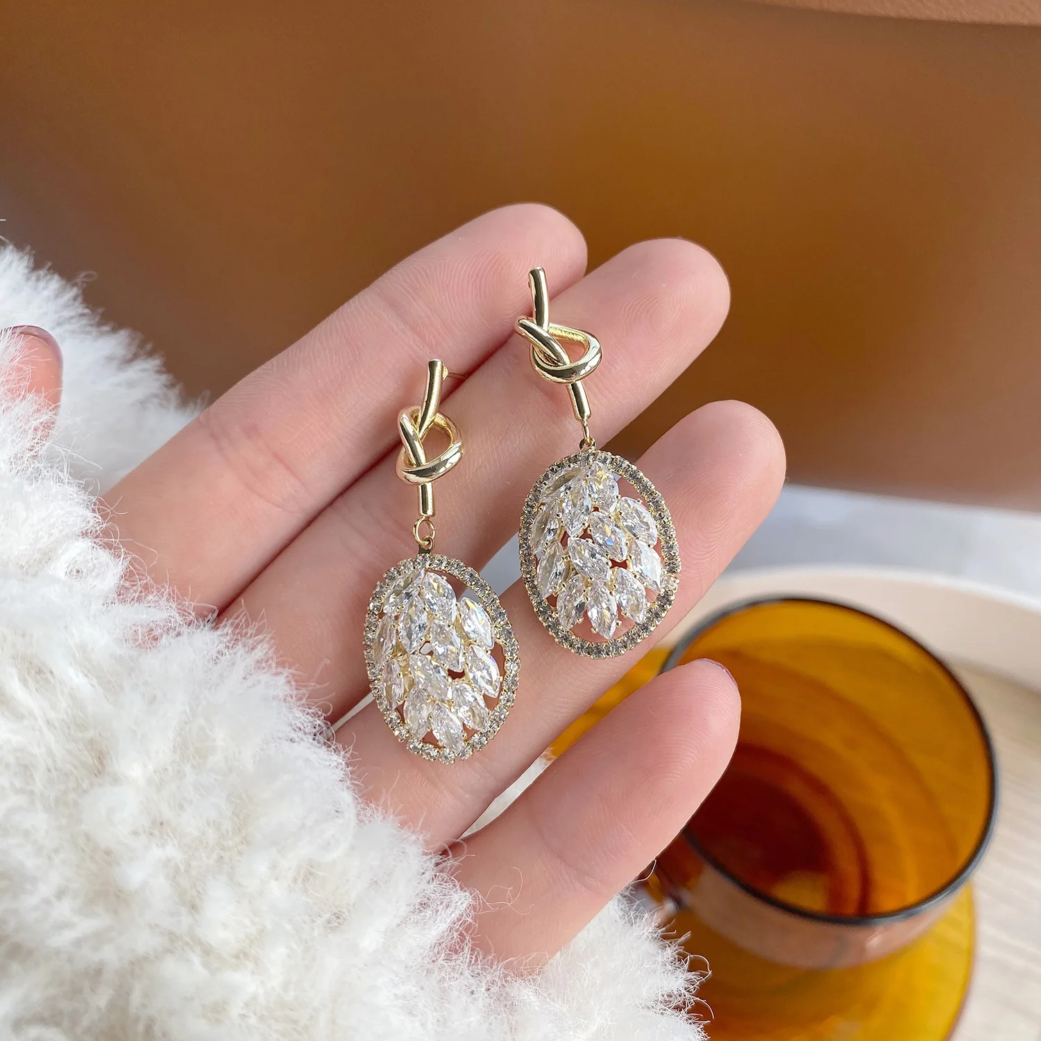 

14K Real Gold S Needle Design Sense Knotted Long Oval Simple Stud Earrings for Women Cubic Zircon ZC Earrings
