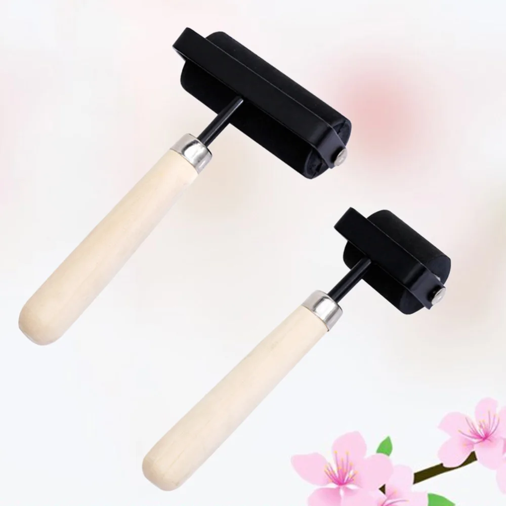 

Rubber Roller Brayer with Wooden Handle Ink Roller for Printing Scrapbooks Wallpapers Stamping