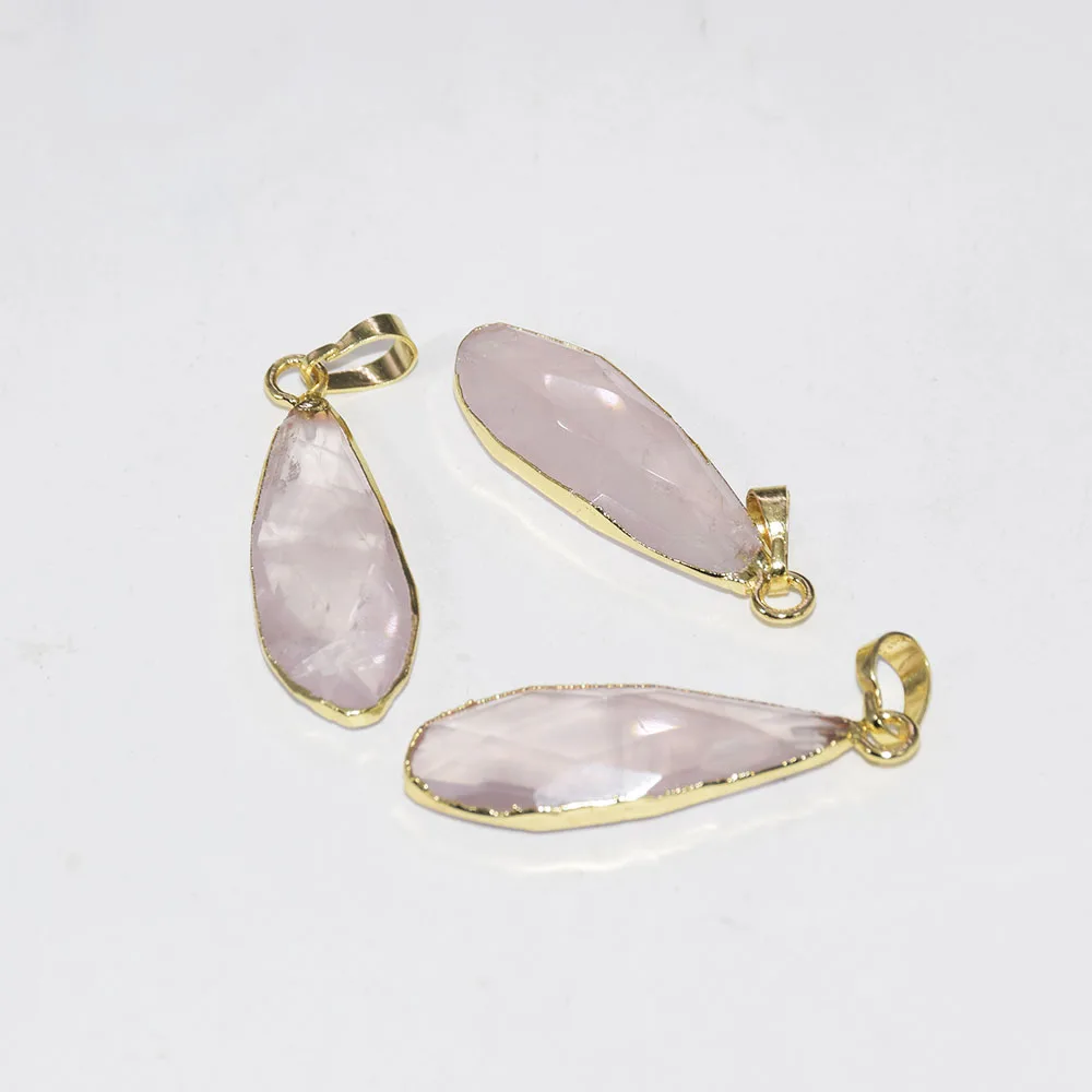 Женская подвеска с подвеской в виде капель из розового кварца золотым ободком и