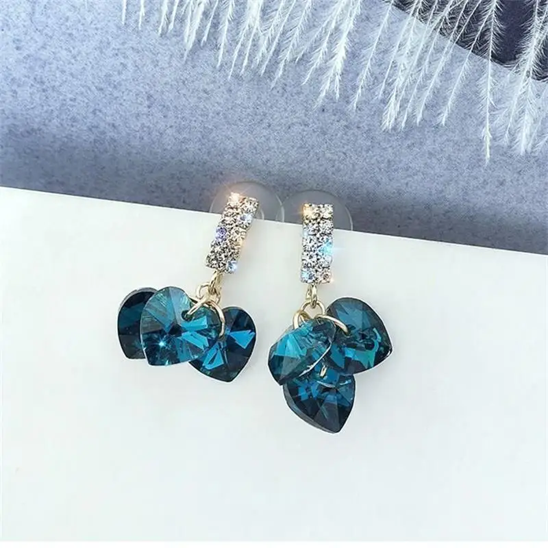 

Classic Ocean Heart Alloy Blue Crystal Earrings For Women Fashion Temperament Geometric Metal Pendant Stud Jewelry Wholesale