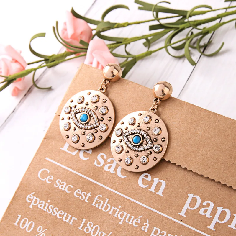 

European And American Retro Style Earrings Female Fashion Trendy Wild Commuter Earrings