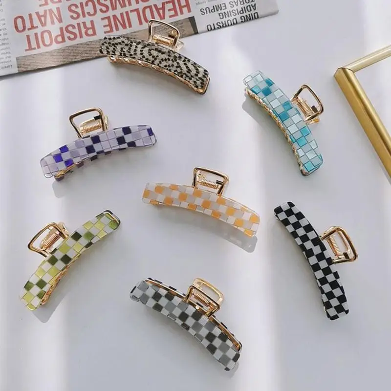 

Hair Claw Large Geometric Hollow Square Tortoiseshell Leopard Acetate Crab Black And White Hair Clip Women Hair Accessories