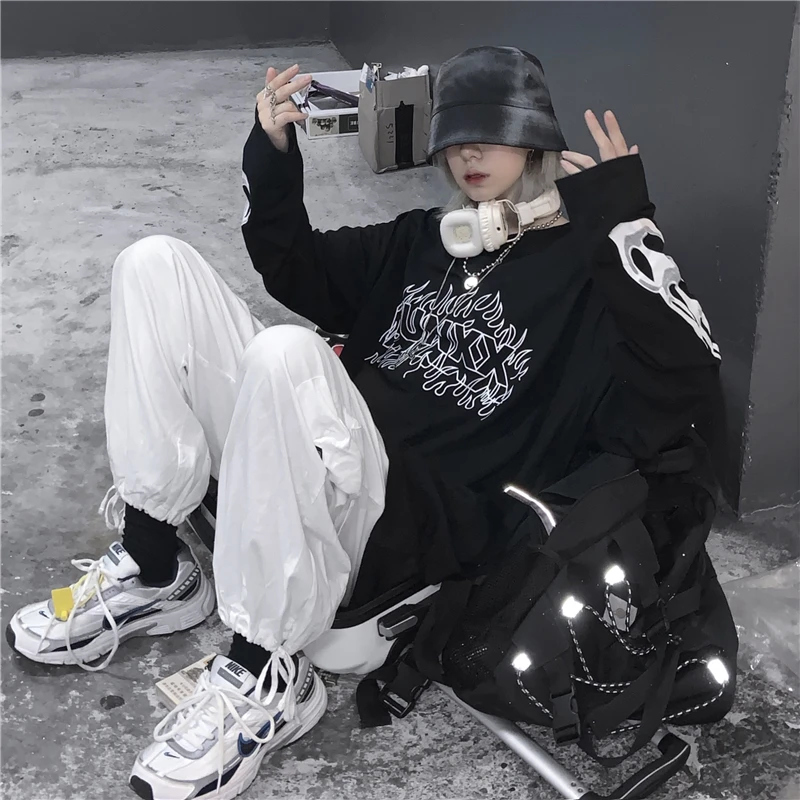 

New Spring Streetwear Women T-shirt Y2k Retro Hip-hop Couples Flame Long-sleeved Cotton Tee Shirts Oversized Female Tops Unisex