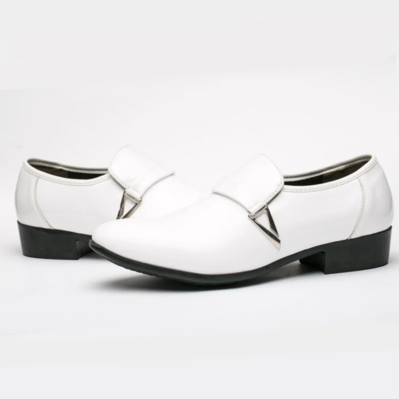 

2020 Men Dress Italian PU Leather Shoes Slip on Fashion Men Leather Moccasin Glitter Formal Male Shoes Pointed Toe Shoes for Men