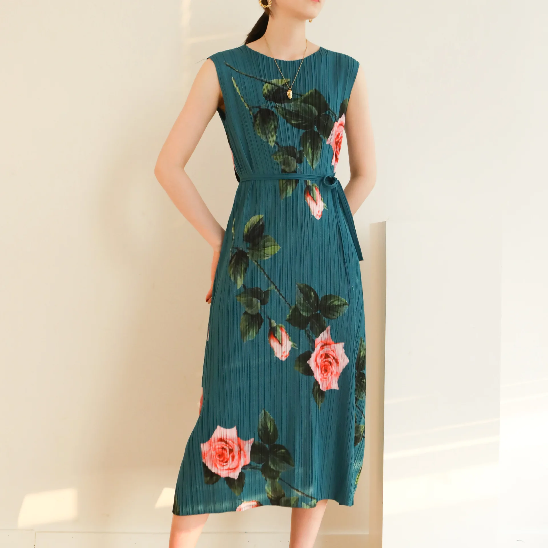 2021 summer vintage dress miyake pleated sleeveless print slim round neck folda large loose casual long dress for woman