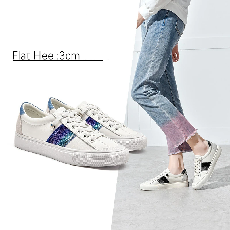 Женская белая кожаная обувь Удобные лоферы из спилка на плоской подошве