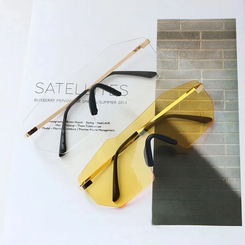 

2021 New One-Piece rimless sunglasses men and women personality hip-hop mirror trend sunglasses diamond glasses