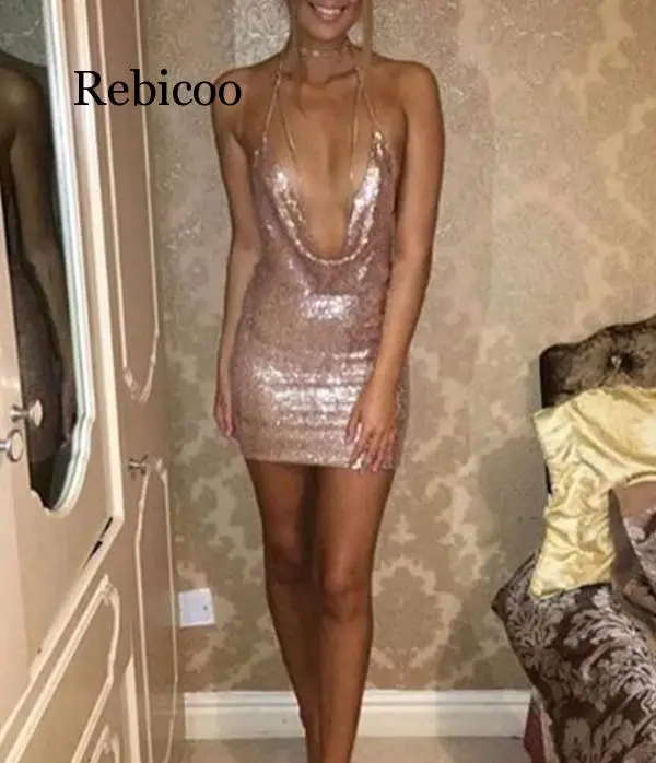 Женское мини-платье с лямкой на шее открытой спиной и блестками | Женская одежда