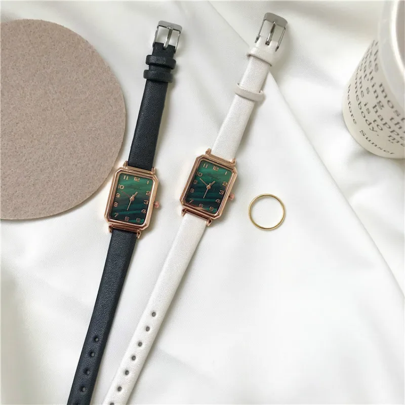

2021 Hot Sale Artistic Watch Female Ladies Korean Simple Temperamental Small Thin Strap Exquisite Retro Hong Kong White Watches