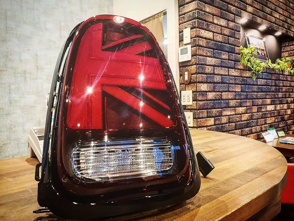 Фирменная Новинка ABS Материал черный автомобильные подушки с принтом флага