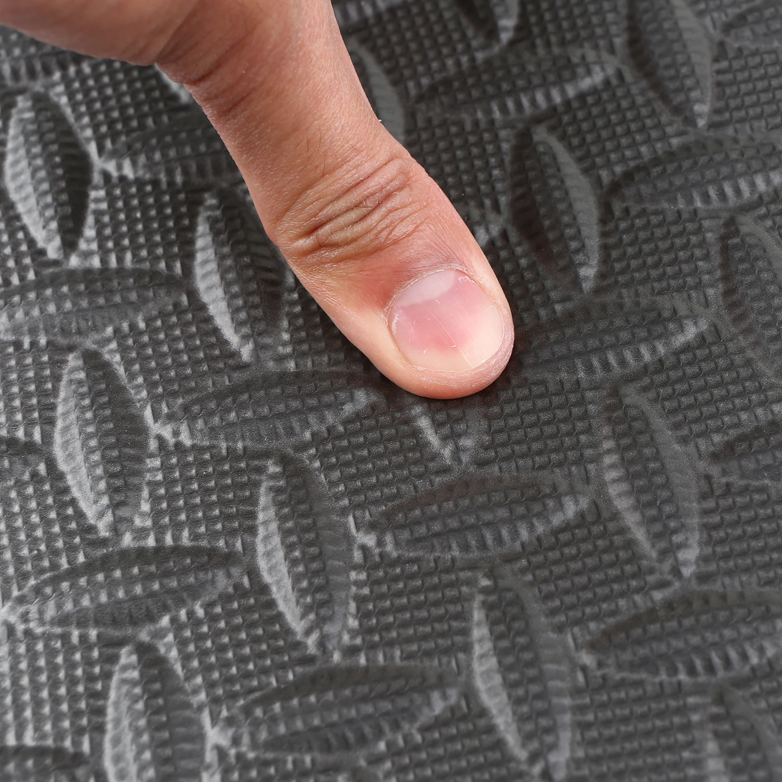 

12Pcs Thicken Leaf Grain Floor Mat Protective EVA Cushion Anti-slip Foam Exercise Gym Mat Indoor Dance Room Workouts 30*30*1.0cm