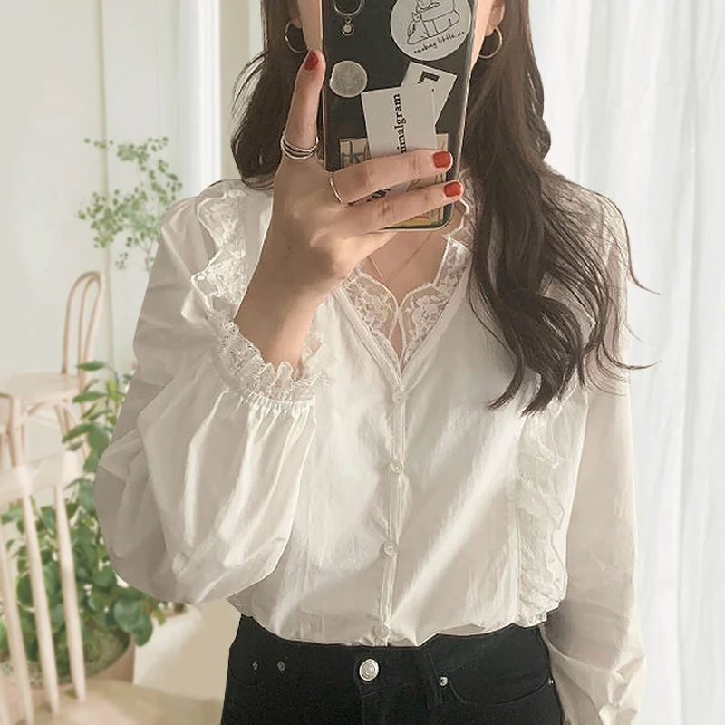 

White Blouses Women Lace Autumn V-neck Shirt Loose Shirt Petal Sleeve Sweet Blouse Casual 2020 Female Tops