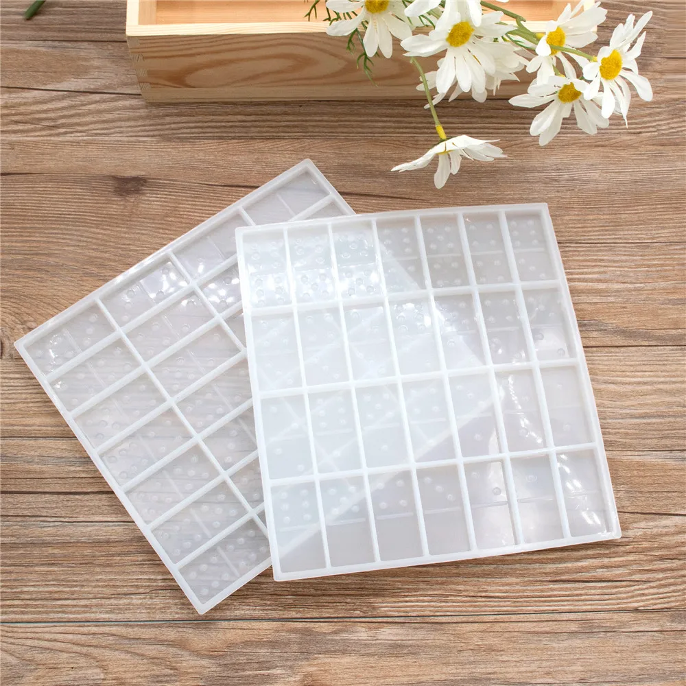 

2Pcs Full set 28 Cavityes Real Size Domino Clea Silicone Molds Play Domino With Dots Engraved Silicone Clear Molds