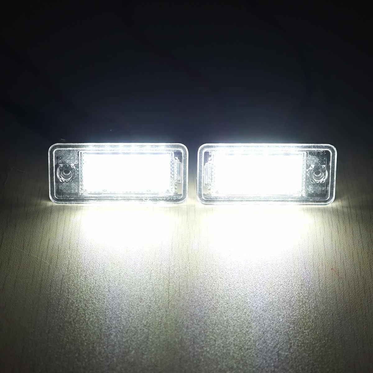 

2pc LED License Number Plate Light Lamp For Audi A3 S3 A4 S4 B6 B7 A6 C6 S6 A8 S8 RS4 RS6 Q7 8E0807430A