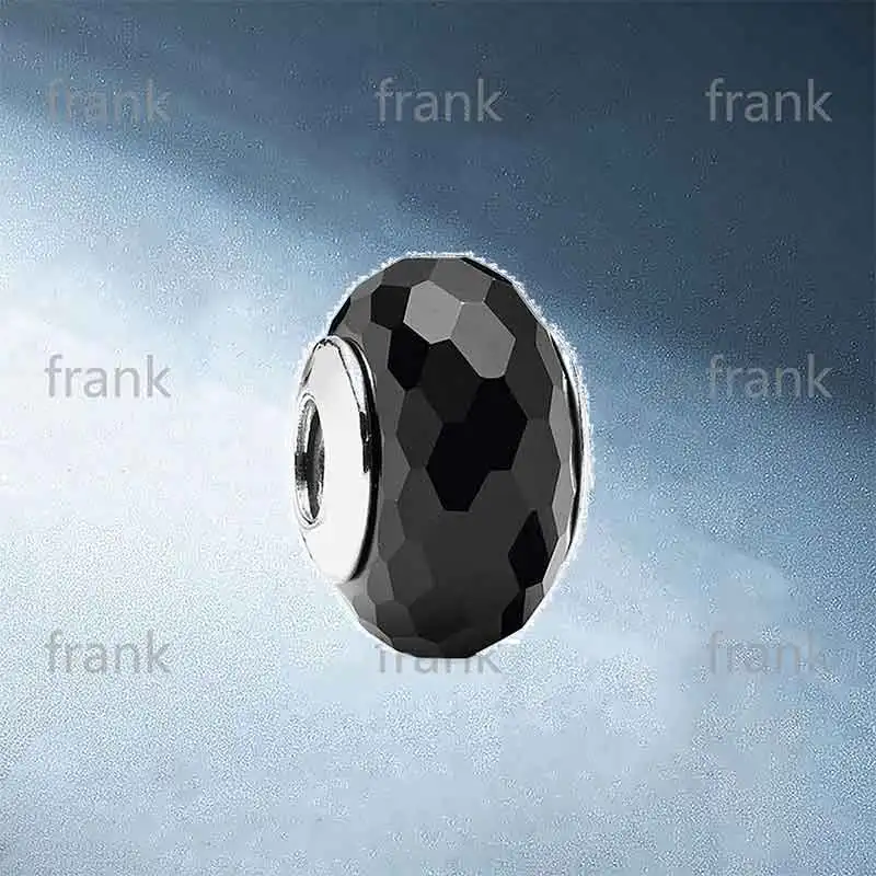 

791069-1-Fascinating-Black-Charm,-Murano-Glass