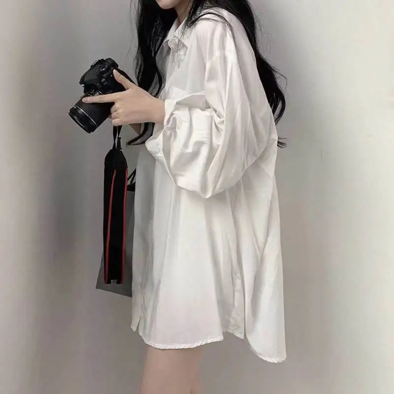 

2021 Summer Women's Shirt Korean Sunscreen shirt women long-sleeved bf wind harajuku Loose long Female White Blouses Shirts