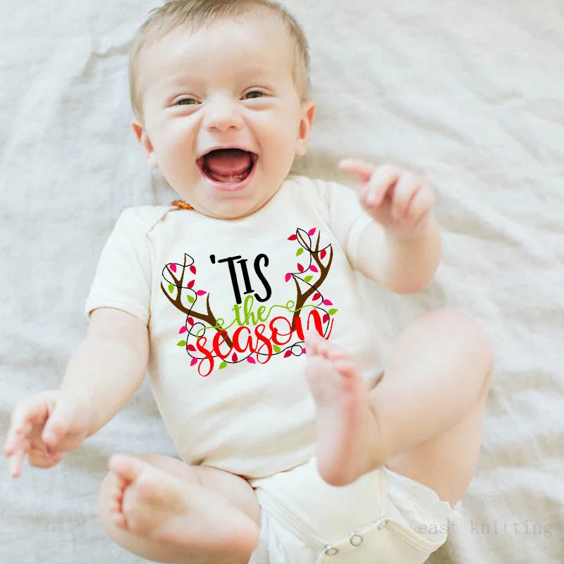 

Christmas Newborn Baby Bodysuit Short Sleeve Baby Boy Girl Clothes Its The Season Letters Print Cotton Baby White Onesie 0-24M