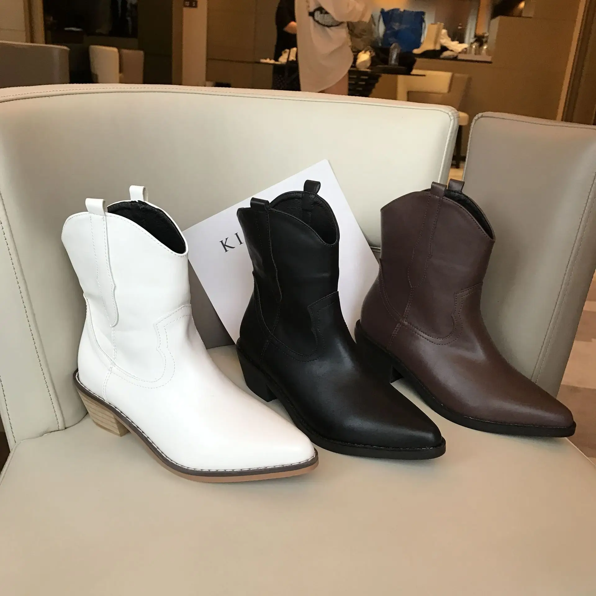 

Сапоги ковбойские, на толстом каблуке, в британском стиле, винтажные, на полувысоком каблуке, для осени и зимы, 2020