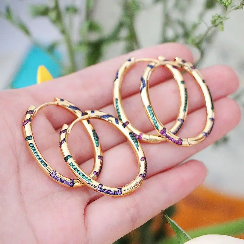 

Серьги-кольца женские золотистые с фианитами, 3 пары