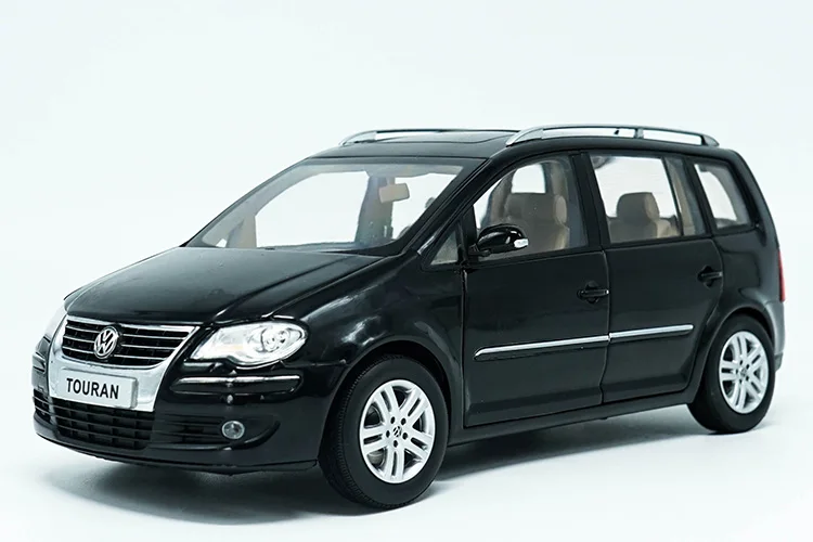 Оригинальная коробка 1:18 Высокая тщательно VW TOURAN MPV Субару Outback сплавочная модель автомобиля статические металлические модели автомобилей для Коллекционные вещи подарок