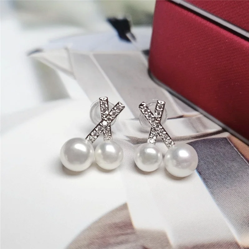 

2021 Summer New Natural Freshwater Pearl Inlaid Zircon Earrings for Woman Simple Fashion Bridal Wedding Jewelry Accessories