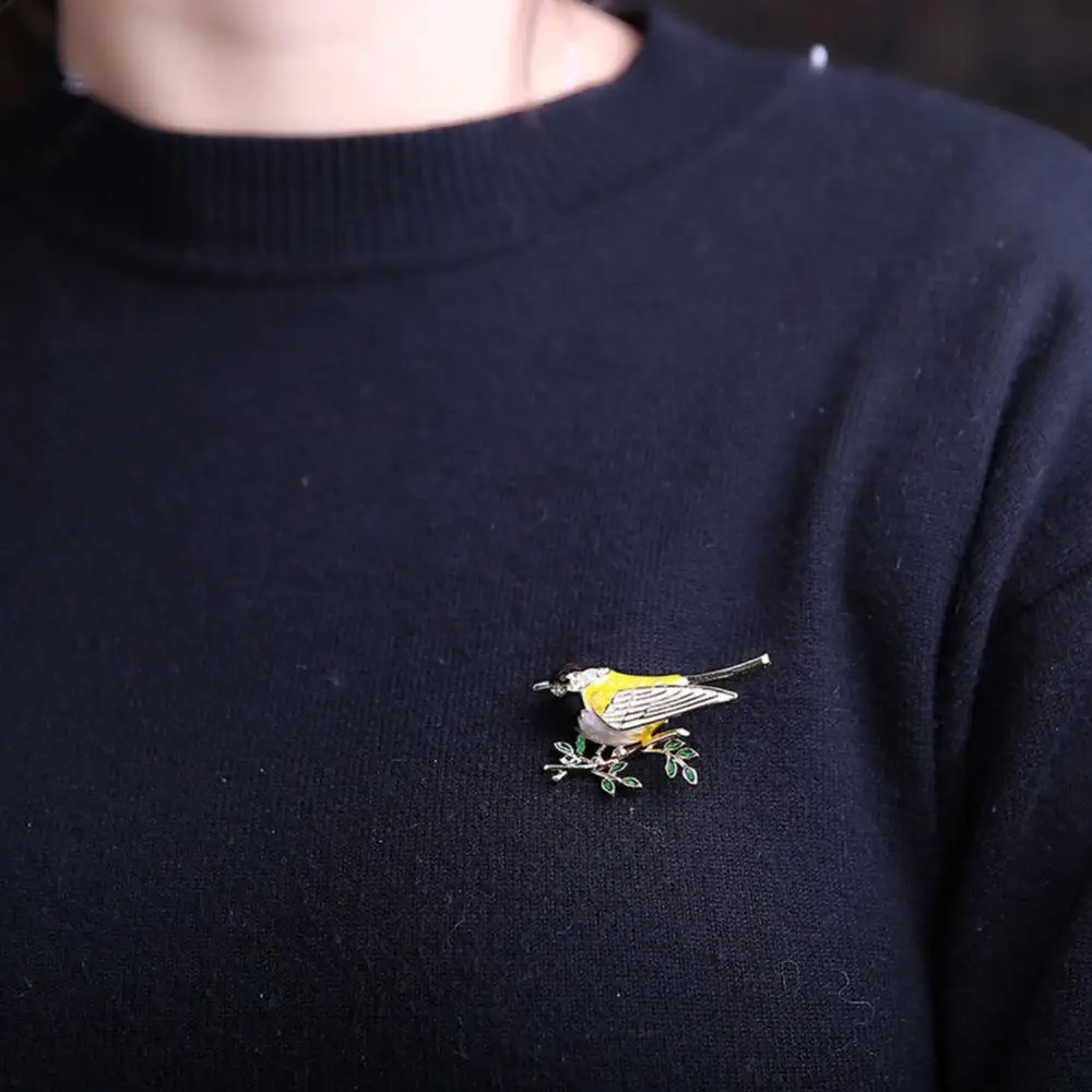 

Hot Sales Fashion Bird Branch Rhinestone Inlaid Brooch Pin Women Denim Jacket Collar Badge