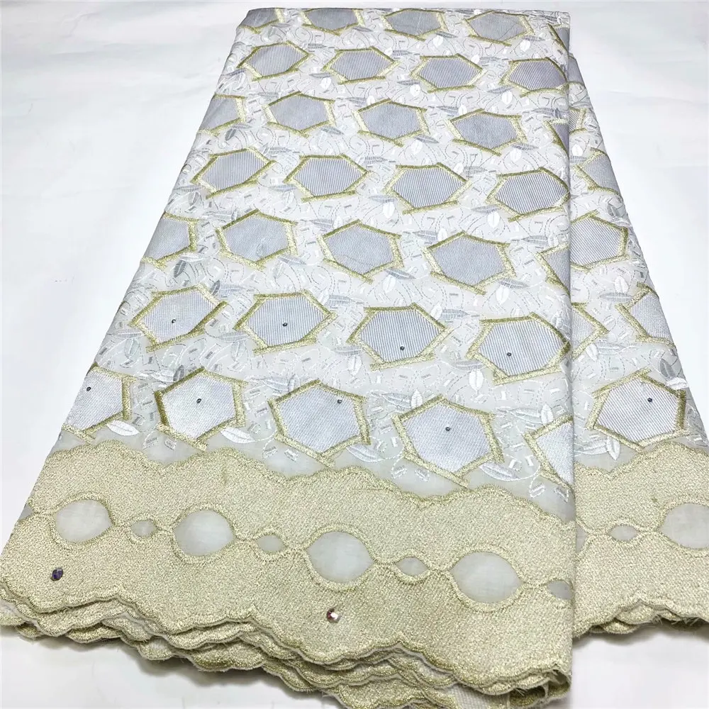 

Белая кожа хлопчатобумажная кружевная ткань Высокое качество текстурированная швейцарская вуаль кружева в Швейцарии вышитая тяжелая афри...