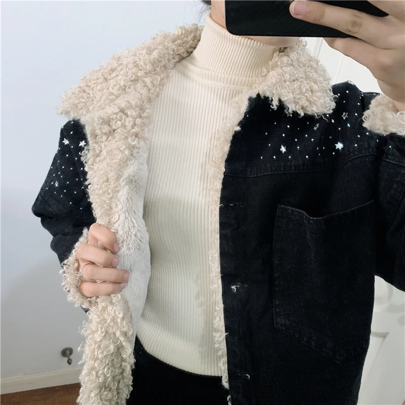 Женская джинсовая куртка из овечьей шерсти универсальная утепленная на флисе