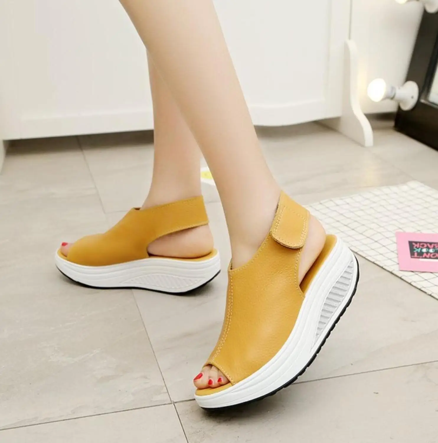

2020 Summer Genuine leather Women Sandals Casual Peep Toe Swing Shoes Ladies Platform Wedges Sandals Woman fitness Sandalias
