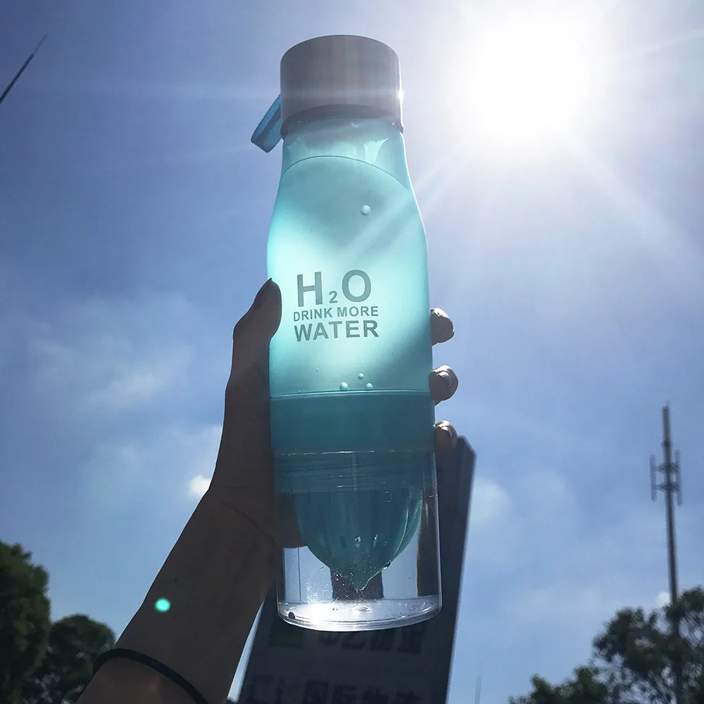 

New Xmas Gift 650ml Water Bottle Plastic Fruit Infusion Bottle Infuser Drink Outdoor Sports Juice lemon Portable Kettle