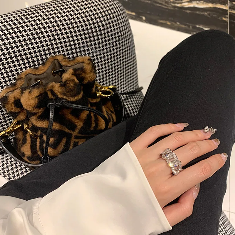 

New Europe And The United States Wind Fashion Trend Temperament Circle Zircon Opening Ring Female Personality Simple Ring