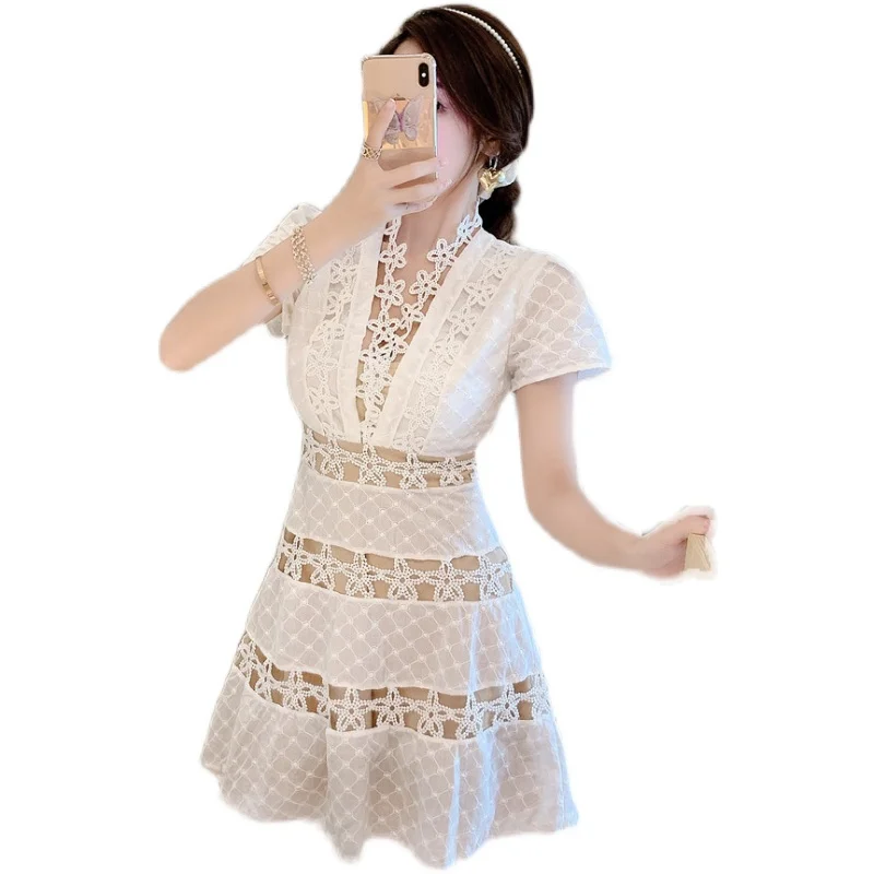 

Fashion V-neck lace self-cultivation temperament jumpsuit women 2021 summer fashion women's clothing