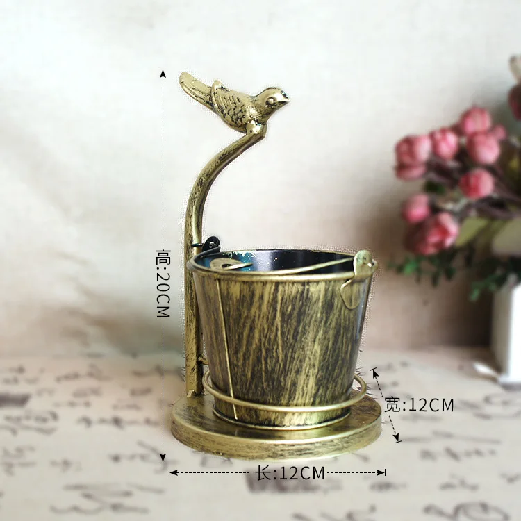 

Special Offer Retro Wrought Iron Bird Styling Bar Photography Ornaments Ashtray