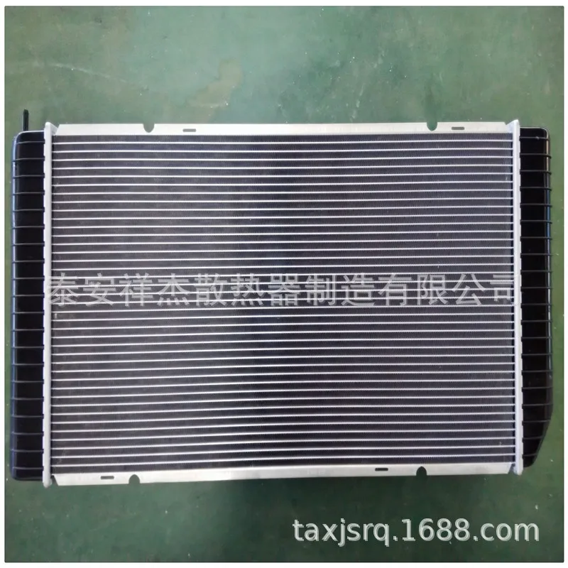 Радиатор для водного бака автомобильного радиатора Chevrolet GM G30 GMC Savana|Радиаторы и