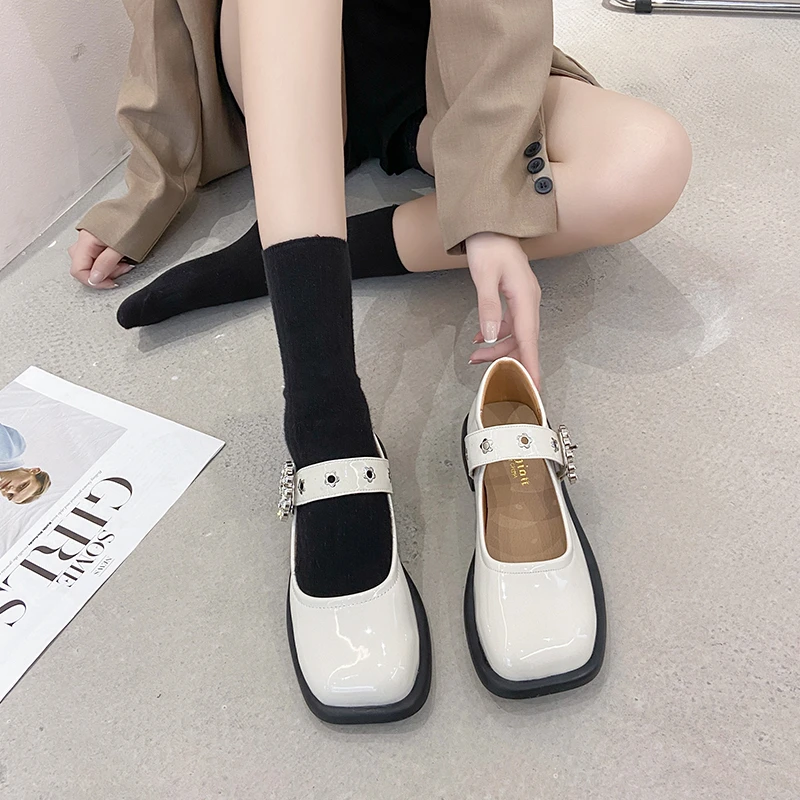 

Woman Mary Janes Shoes Rivets Low Heels Dress Shoes Square Toe Patent Leather Buckle Strap Ladies Shoe Zapatos Mujer Black