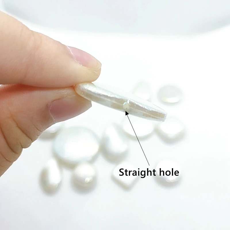 Подвески из круглых квадратных бусин неправильной формы в форме сердца с белой