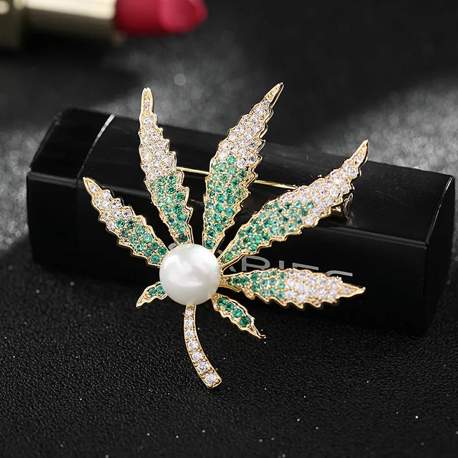 

Женская Брошь с жемчугом, в форме листа конопли, украшенная бижутерией, аксессуар с зелеными растениями, Ювелирное Украшение, 1 шт., Броши Бул...