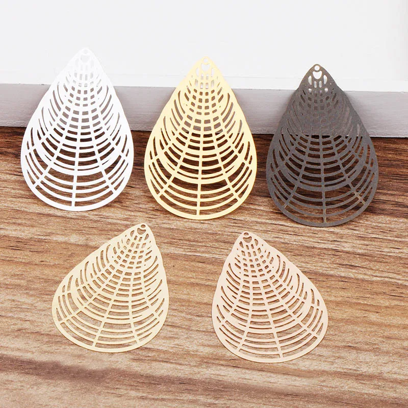 

20 штук падение филигранные граненые с цветочным узором и металлическими декоративными элементами Обертывания Разъемы Подвеска и принадле...