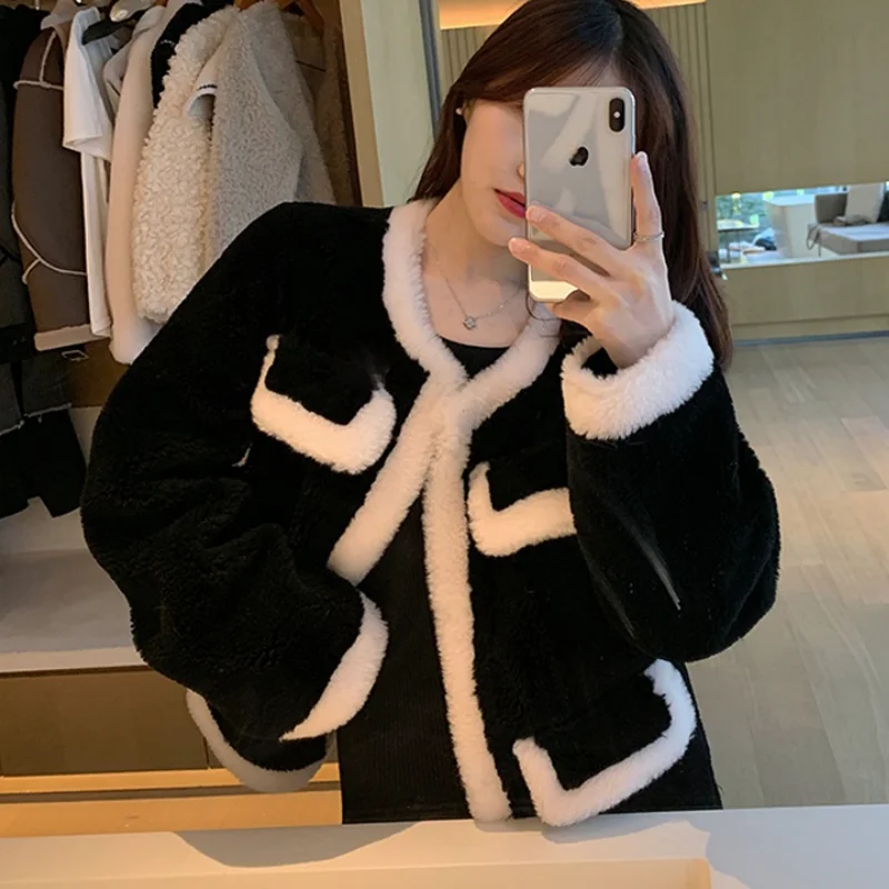 

Warm Lady Sheep Shearing Lambs Faux Fur Jacket Puffer Bomber Coat Jacket Fragrance Black White Cardigan Crop Tops Pockets Parkas